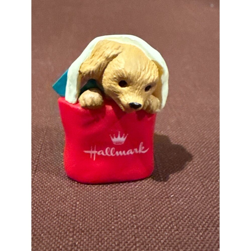Hallmark Merry Miniatures Christmas Puppy in Gift Sack